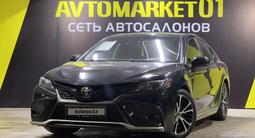 Toyota Camry 2018 года за 11 650 000 тг. в Астана