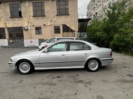BMW 530 1999 года за 4 000 000 тг. в Алматы – фото 3
