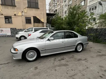 BMW 530 1999 года за 4 000 000 тг. в Алматы – фото 2