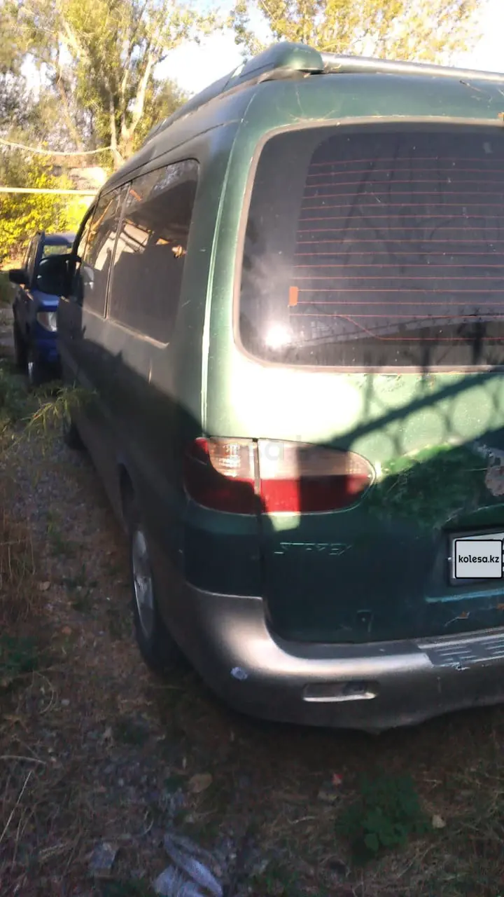 Hyundai Starex, 2000