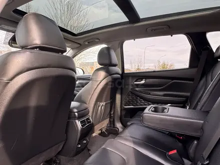 Hyundai Santa Fe 2022 года за 15 500 000 тг. в Уральск – фото 13