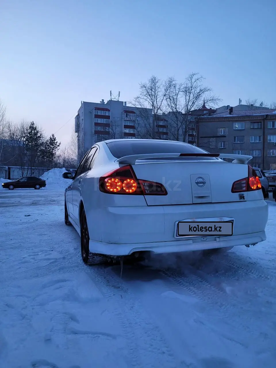 Nissan Skyline, 2001