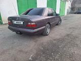 Mercedes-Benz E 220 1994 годаfor2 400 000 тг. в Тараз – фото 2