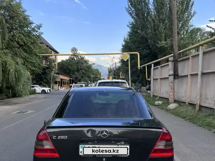 Mercedes-Benz C 280 1996 года за 1 990 000 тг. в Алматы – фото 3