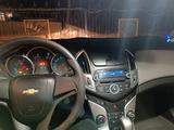 Chevrolet Cruze 2014 года за 3 650 000 тг. в Семей – фото 2