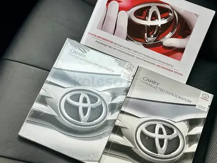 Toyota Camry 2019 года за 14 450 000 тг. в Алматы – фото 28