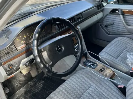 Mercedes-Benz E 230 1990 года за 1 430 000 тг. в Карабулак – фото 5