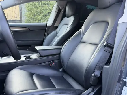 Tesla Model 3 2022 года за 12 000 000 тг. в Алматы – фото 16