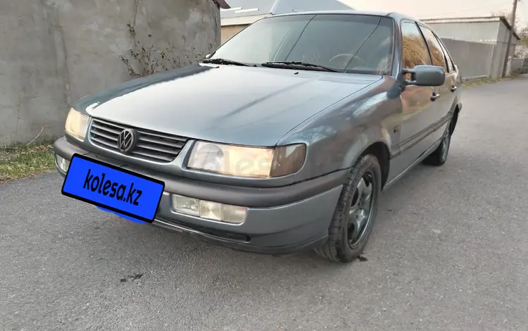 Volkswagen Passat 1996 годаүшін1 500 000 тг. в Тараз