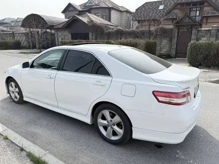 Toyota Camry 2011 года за 7 300 000 тг. в Шымкент