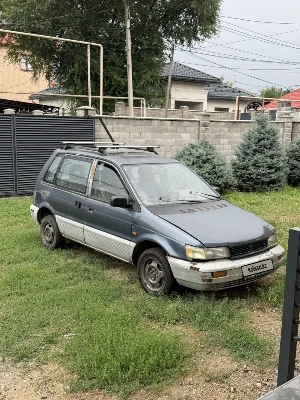 Mitsubishi Space Runner, 1991