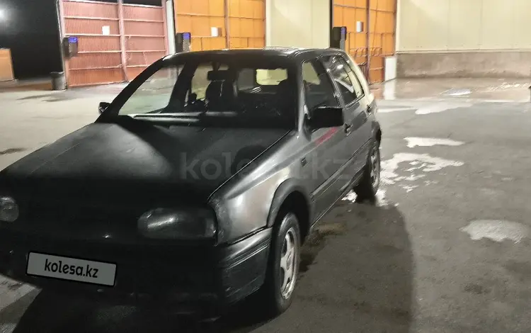 Volkswagen Golf 1993 года за 450 000 тг. в Алматы