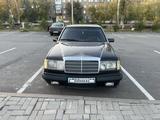 Mercedes-Benz E 260 1992 годаүшін900 000 тг. в Караганда – фото 3