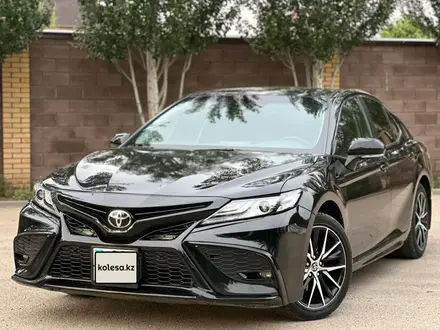Toyota Camry 2022 года за 15 000 000 тг. в Актау – фото 2