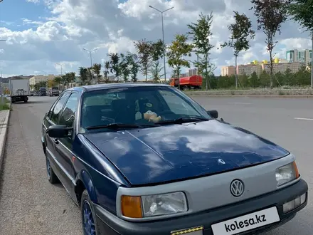 Volkswagen Passat 1993 года за 1 000 000 тг. в Астана