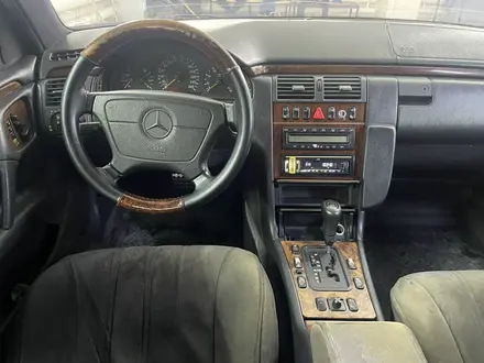 Mercedes-Benz E 280 1998 года за 2 550 000 тг. в Караганда – фото 4