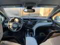 Toyota Camry 2018 года за 11 499 000 тг. в Астана – фото 9