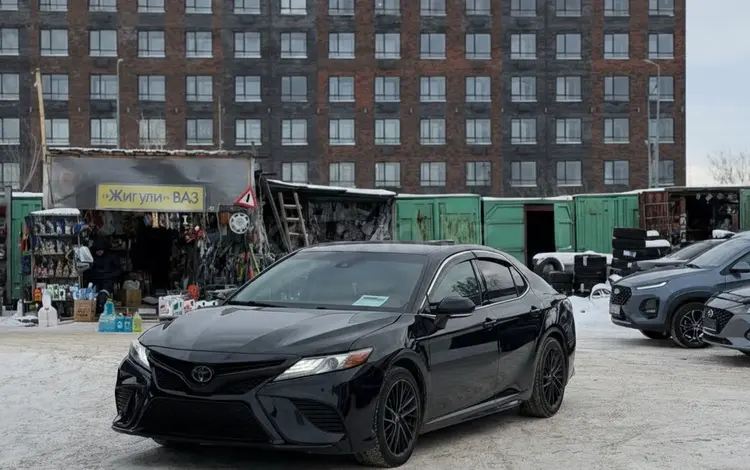 Toyota Camry 2018 года за 11 499 000 тг. в Астана