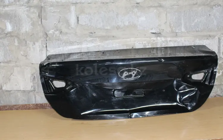 Крышка багажника Hyundai Accent 17-үшін15 000 тг. в Караганда