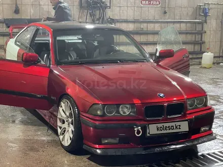 BMW 328 1995 года за 2 600 000 тг. в Алматы – фото 8