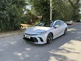 Toyota Camry 2025 года за 18 100 000 тг. в Алматы