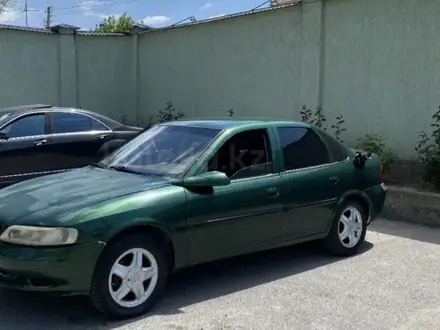 Opel Vectra 1996 года за 550 000 тг. в Шымкент