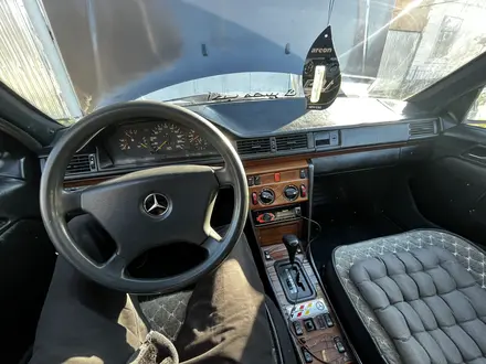 Mercedes-Benz E 230 1992 года за 1 400 000 тг. в Мерке – фото 3