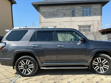 Toyota 4Runner 2017 года за 21 800 000 тг. в Алматы – фото 7