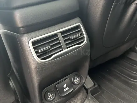 Hyundai Santa Fe 2022 года за 15 000 000 тг. в Актобе – фото 3
