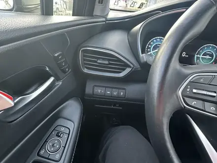 Hyundai Santa Fe 2022 года за 15 000 000 тг. в Актобе – фото 22
