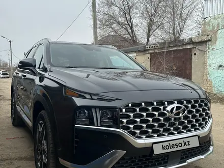 Hyundai Santa Fe 2022 года за 15 000 000 тг. в Актобе – фото 2