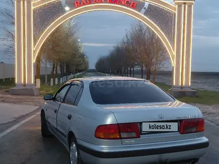 Toyota Carina E 1997 года за 2 600 000 тг. в Шымкент – фото 3
