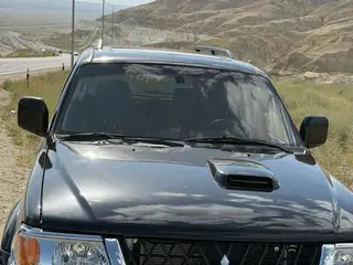 Mitsubishi Montero Sport