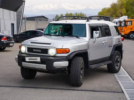 Toyota FJ Cruiser 2007 года за 13 500 000 тг. в Алматы