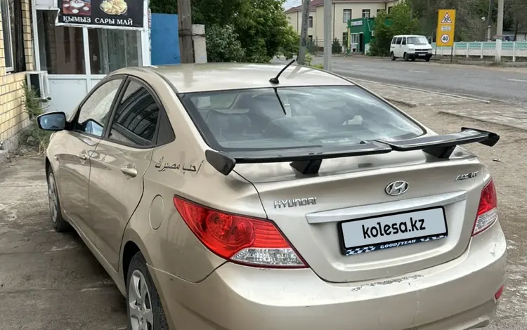 Hyundai Accent 2013 года за 3 600 000 тг. в Караганда