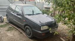 Volkswagen Golf 1993 годаүшін1 150 000 тг. в Уральск
