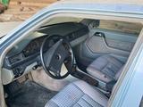 Mercedes-Benz E 260 1989 годаүшін400 000 тг. в Талгар – фото 3