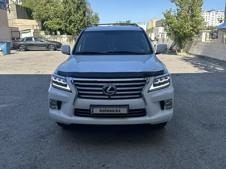 Lexus LX 570 2013 года за 26 000 000 тг. в Актау