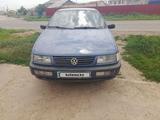 Volkswagen Passat 1994 годаfor990 000 тг. в Уральск – фото 3