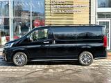 Toyota Granvia 2021 года за 32 900 000 тг. в Костанай – фото 4