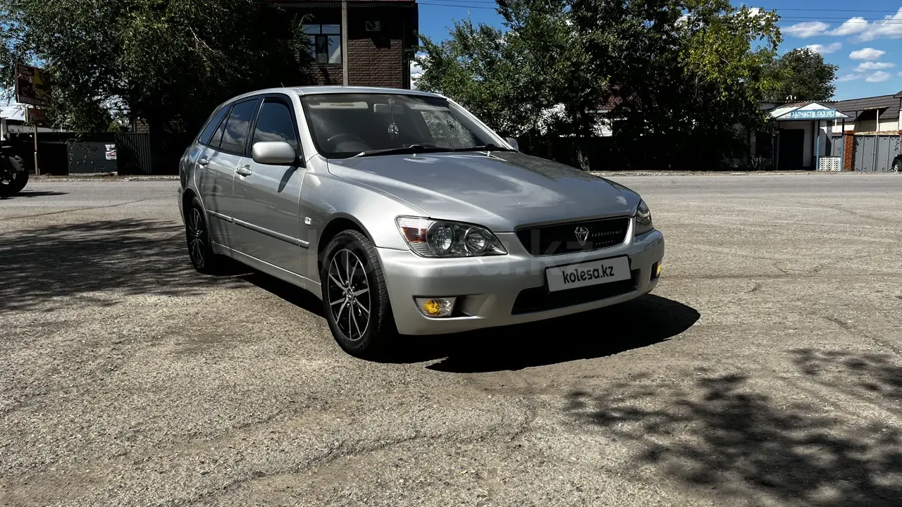 Toyota Altezza, 2004