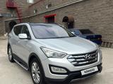 Hyundai Santa Fe 2013 годаүшін10 200 000 тг. в Алматы – фото 3