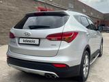 Hyundai Santa Fe 2013 годаүшін10 200 000 тг. в Алматы – фото 4