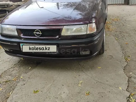 Opel Vectra 1994 года за 1 500 000 тг. в Актобе – фото 4