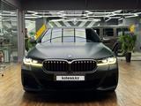 BMW 550 2021 года за 37 000 000 тг. в Алматы – фото 4