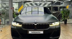 BMW 550 2021 года за 37 000 000 тг. в Алматы – фото 4