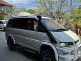 Mitsubishi Delica 1996 годаүшін6 600 000 тг. в Алматы – фото 2