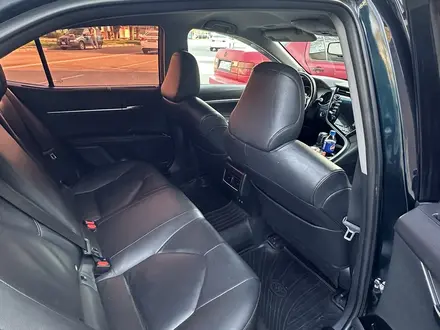 Toyota Camry 2018 года за 12 200 000 тг. в Тараз – фото 4