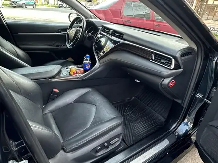 Toyota Camry 2018 года за 12 200 000 тг. в Тараз – фото 8