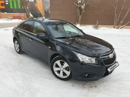 Chevrolet Cruze 2012 года за 2 800 000 тг. в Караганда – фото 3